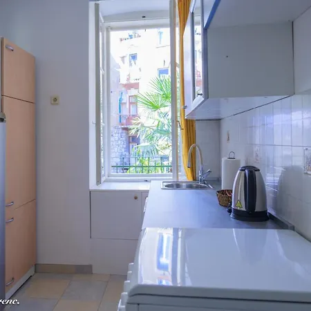 Anna Zentrum Apartman *